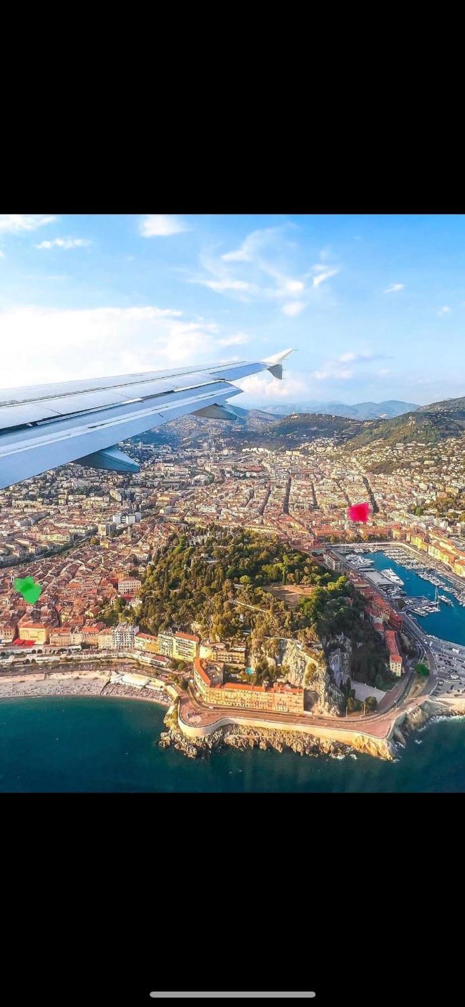 Near Port In A Shared Nizza
